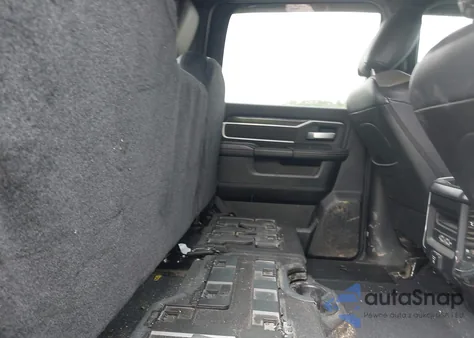 2019 Ram 2500 Big Horn 4X4 6'4 Box z USA, uszkodzony, nr VIN 3C6UR5DL7KG531128